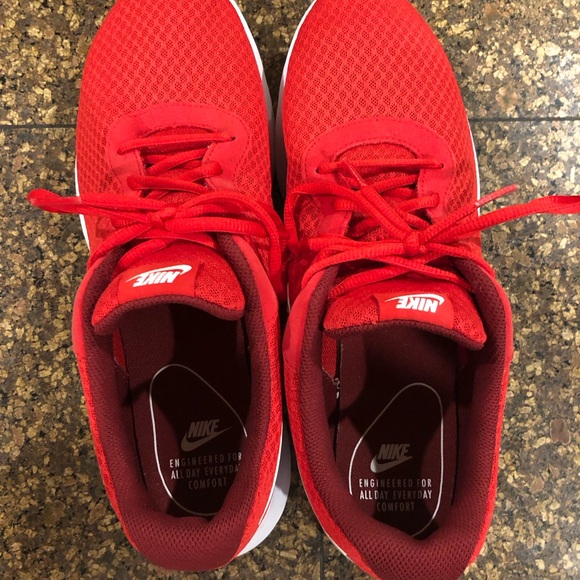 Nike - Picture 6 of 6